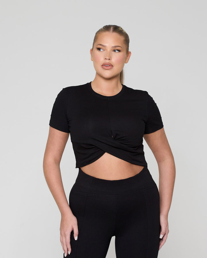 Knot Crop Short Sleeve Tee Black