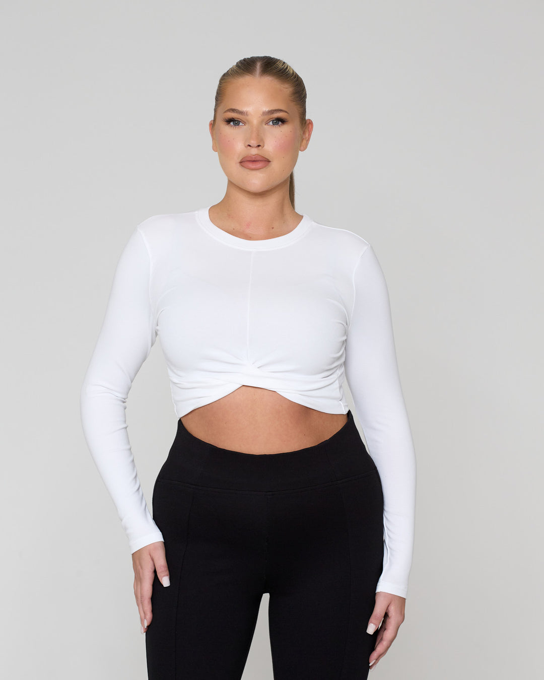 Knot Crop Long Sleeve Tee White