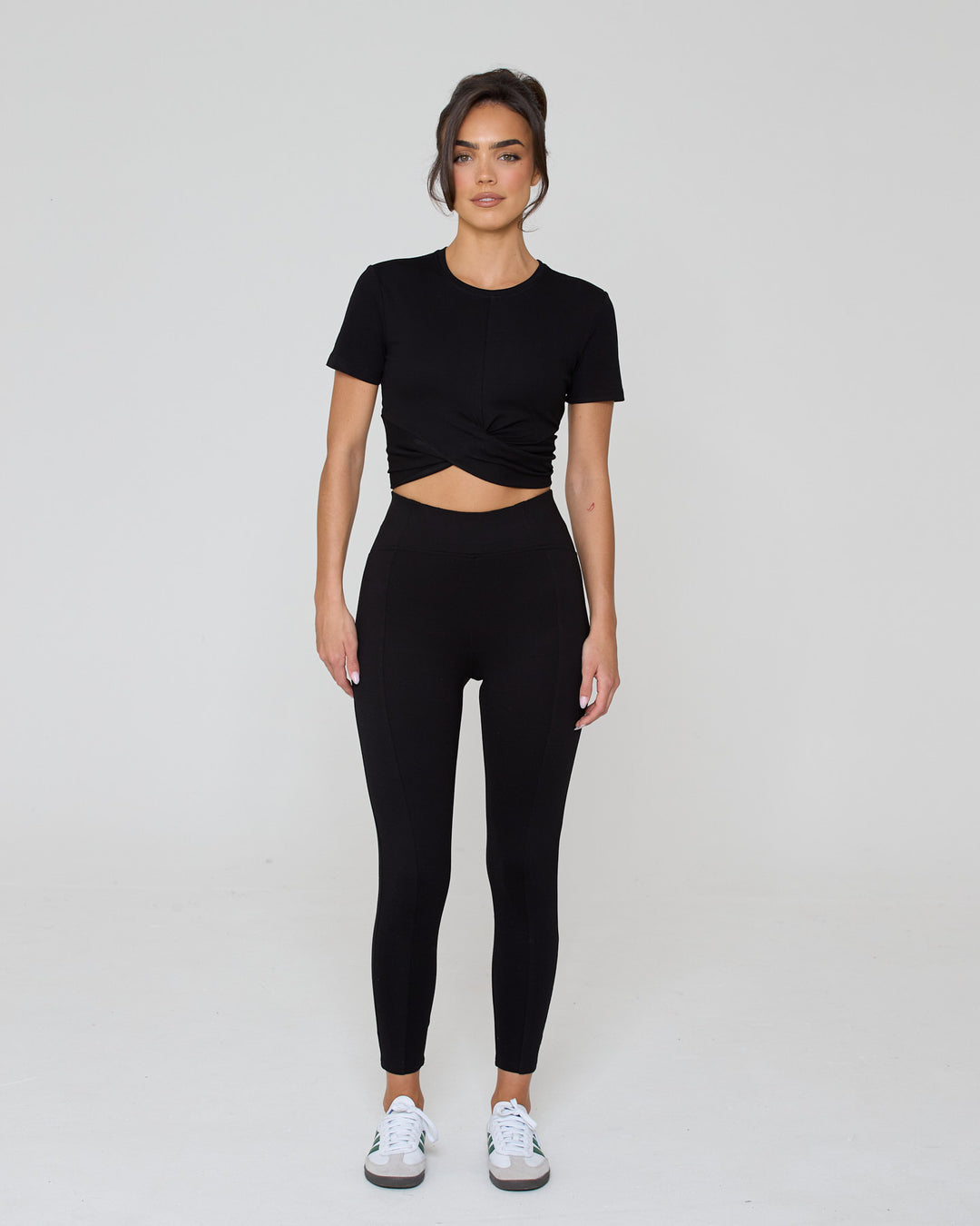 Knot Crop Short Sleeve Tee Black