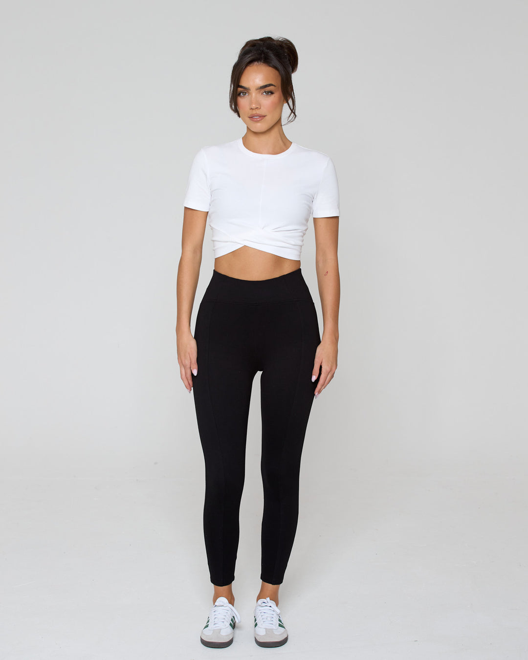 Knot Crop Short Sleeve Tee White